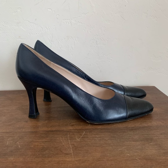 Vintage 90s Chanel Lambskin Leather Cap Toe Pump sz FR38 US 7 - Picture 2 of 9